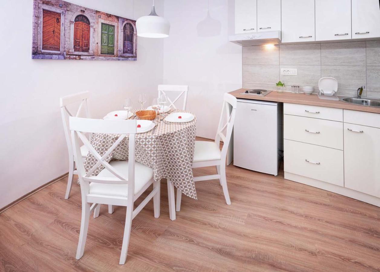Luce Apartment บุดวา ภายนอก รูปภาพ